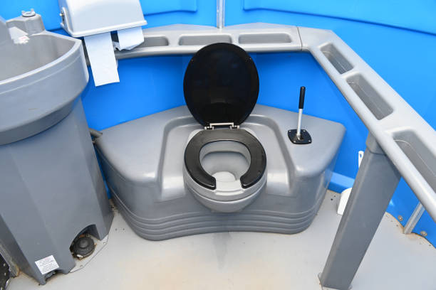 Best Portable bathroom rental  in Central Falls, RI
